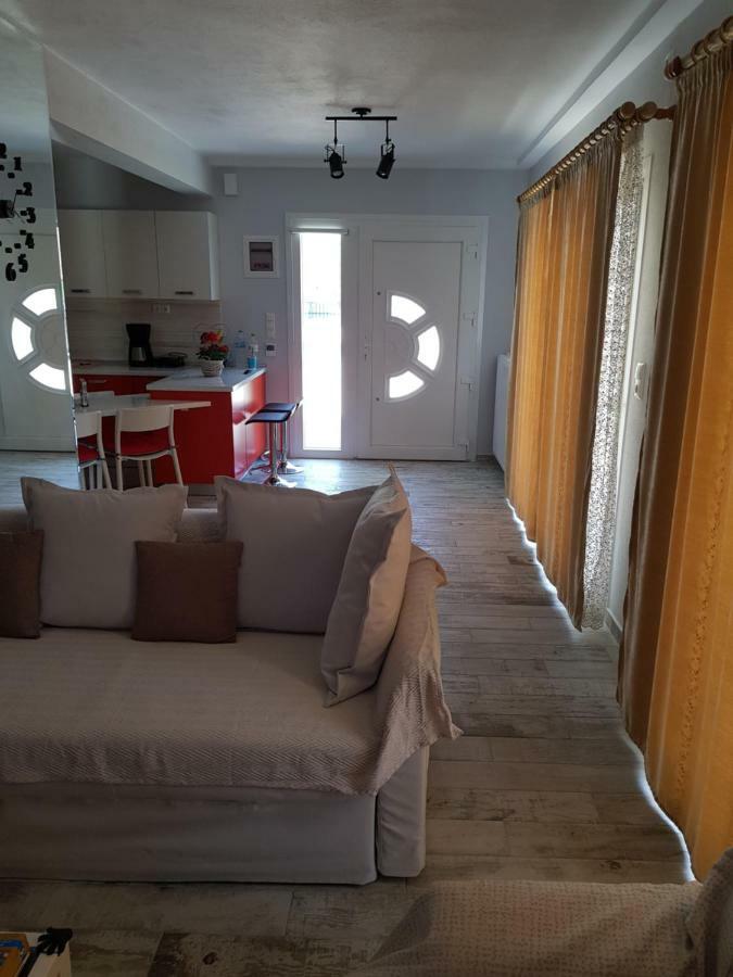 Nautilus Guest House Nea Iraklitsa Exterior photo