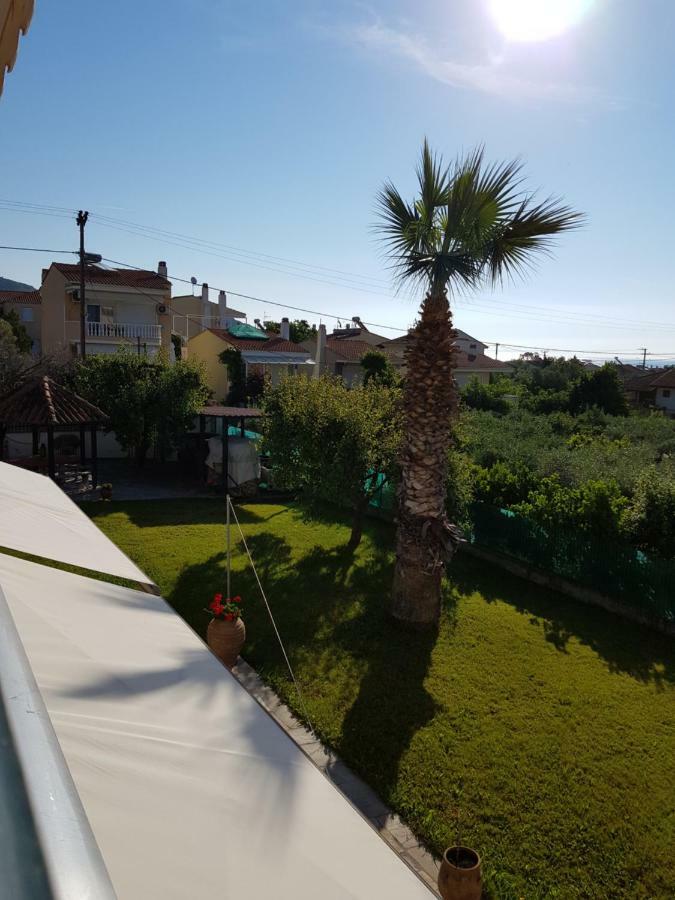 Nautilus Guest House Nea Iraklitsa Exterior photo